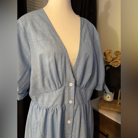 Light Blue Midi Dress with Button Detail - Picture 5 of 5